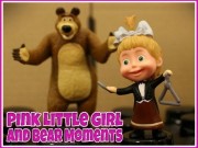 粉紅色的小女孩和熊的時刻
